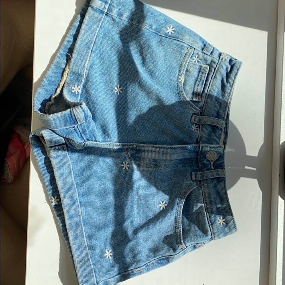pacsun flower shorts